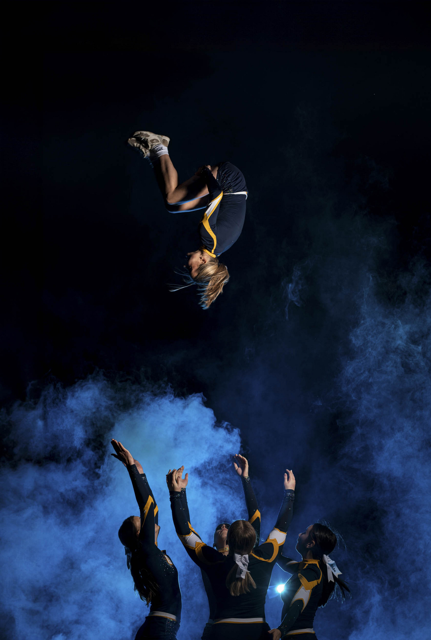Cheerleader-184bekl.jpg